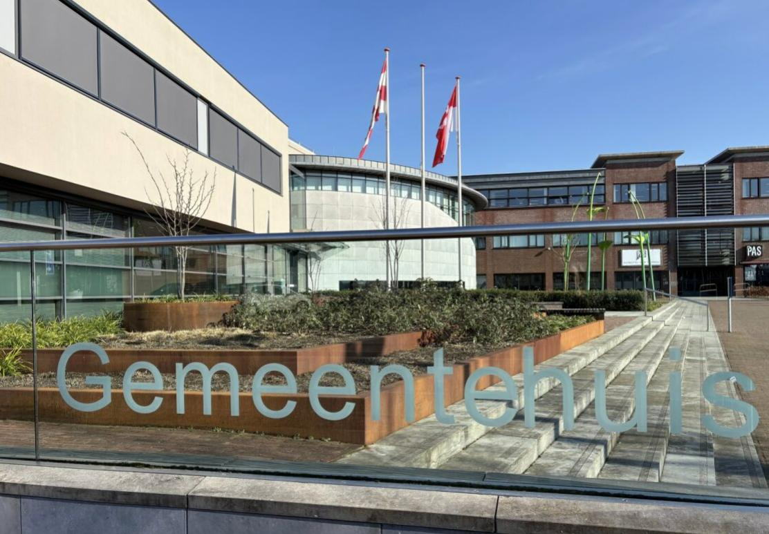 Gemeentehuis is op 26 maart 's middags gesloten
